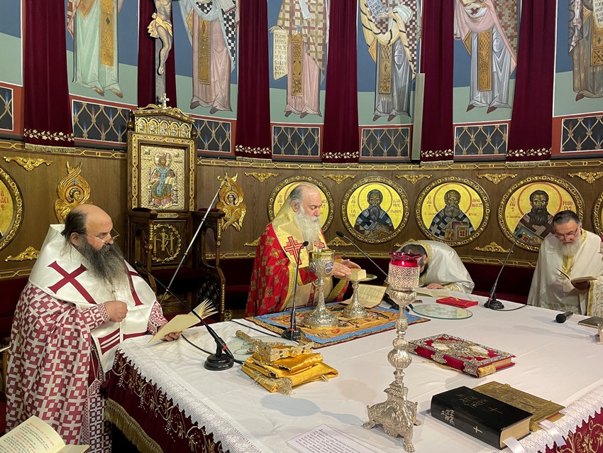 Αρχαιοπρεπής Θεία Λειτουργία του Αγίου Ιακώβου του Αδελφοθέου στην Κόρινθο