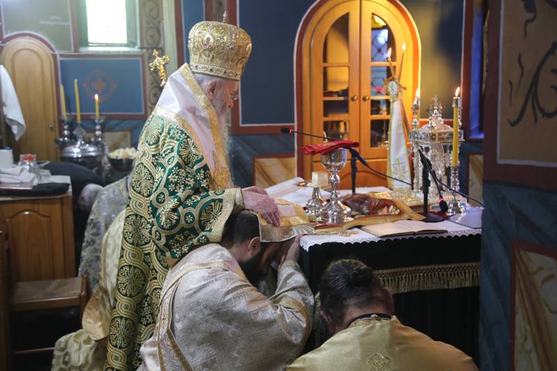 Εορτή του αγίου Διονυσίου του εν Ζακύνθω και χειροτονία Διακόνου στην Ναύπακτο