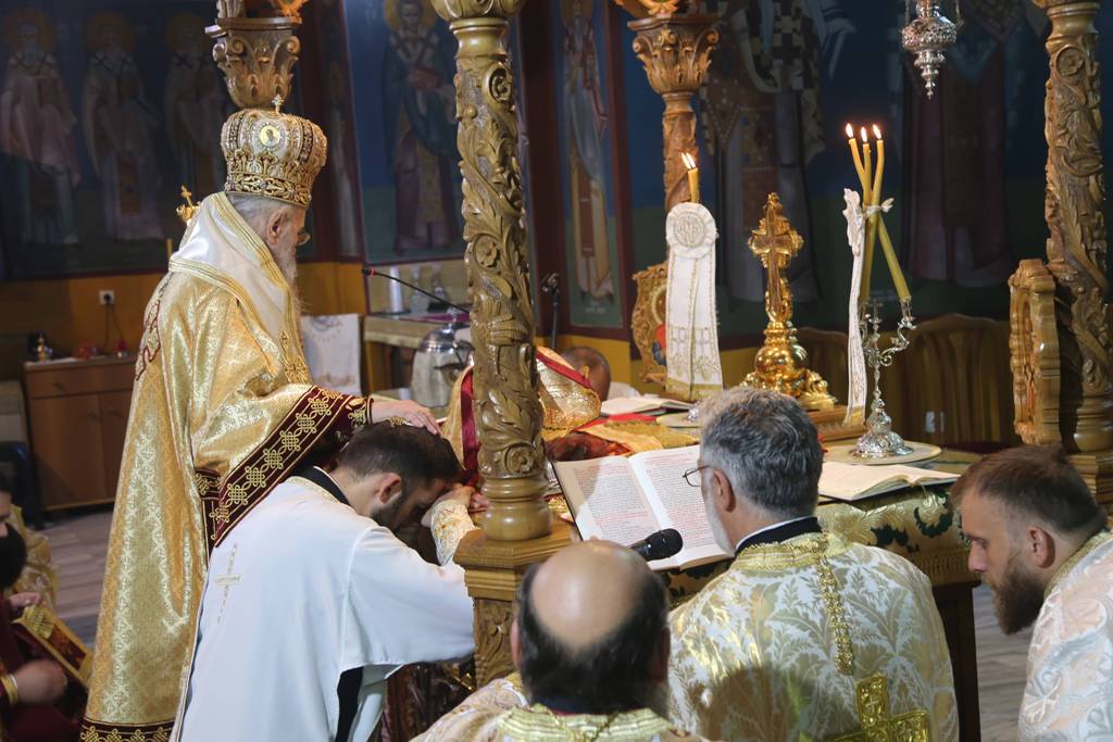 Χειροτονία νέου Πρεσβυτέρου στην Ιερά Μητρόπολη Ναυπάκτου και Αγίου Βλασίου