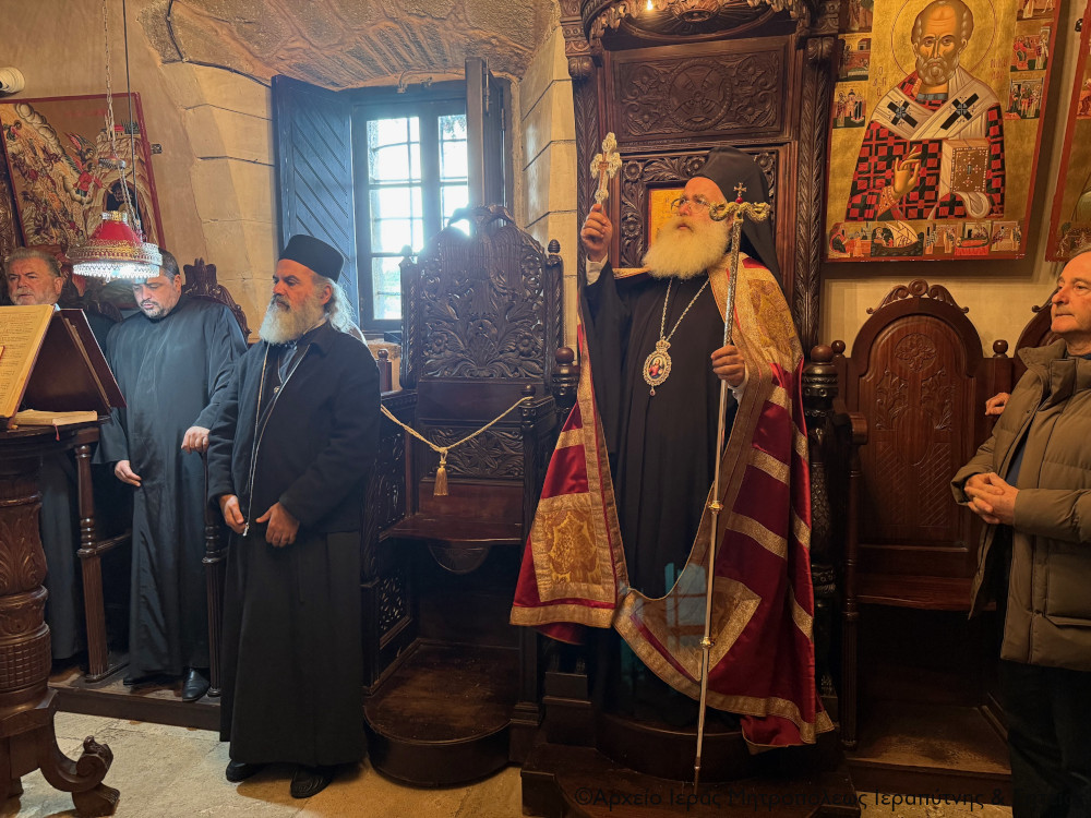 Αρχιερατική Χοροστασία στην Ιερά Σταυροπηγιακή Μονή Τοπλού Σητείας