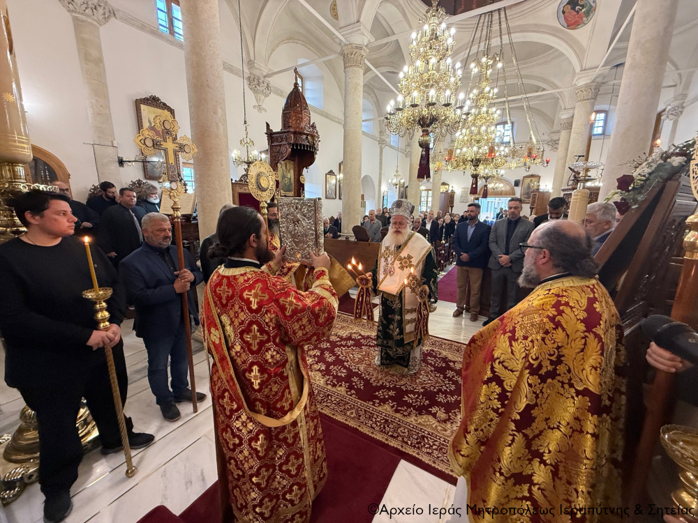 Η εορτή των Χριστουγέννων στον Ιερό Μητροπολιτικό Ναό Αγίου Γεωργίου Ιεράπετρας