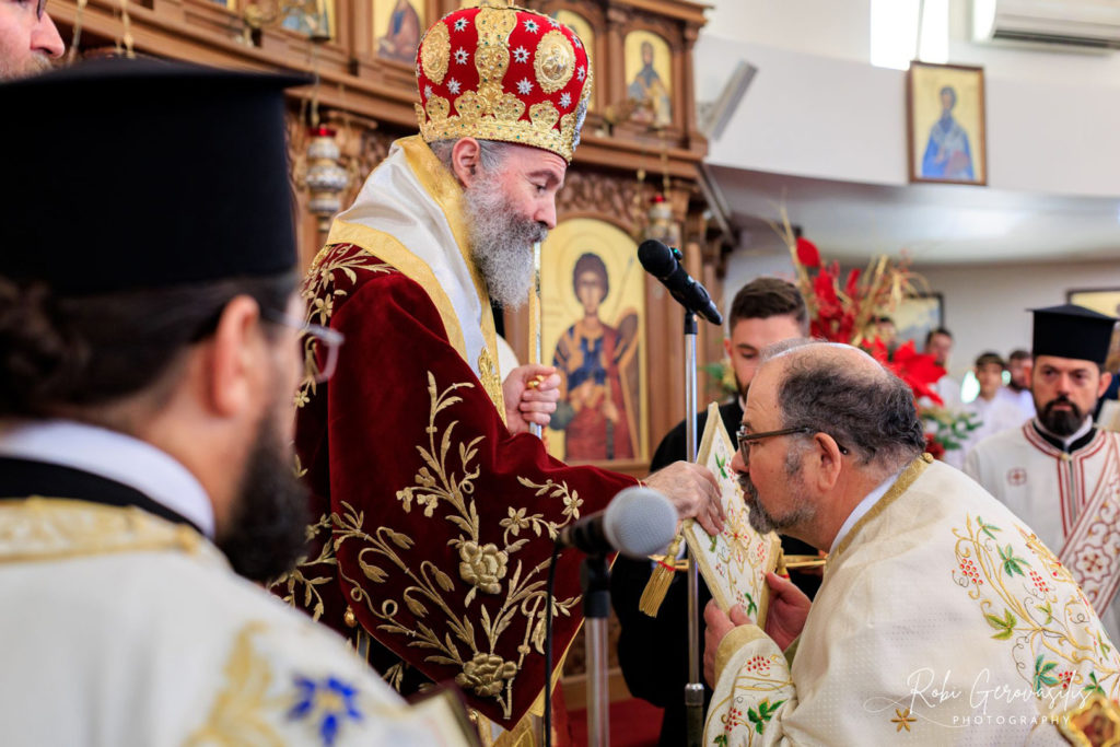 Χειροθεσία Πρωτοπρεσβυτέρου από τον Αρχιεπίσκοπο Αυστραλίας στην Πέρθη