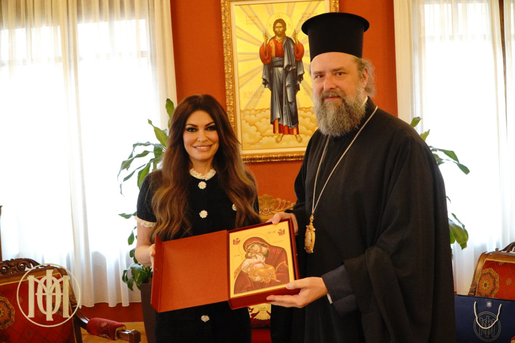 Στην Ιερά Μητρόπολη Θεσσαλονίκης η Πρέσβης των ΗΠΑ Κίμπερλι Γκιλφόιλ