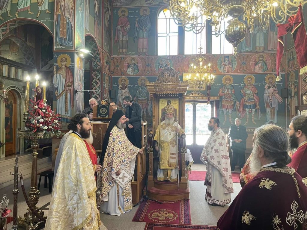 Ο Μητροπολίτης Εφραίμ στην εορτάζουσα ενορία του Αγίου Αποστόλου Κρίσπου στο Άγιοι- Αιγίνης