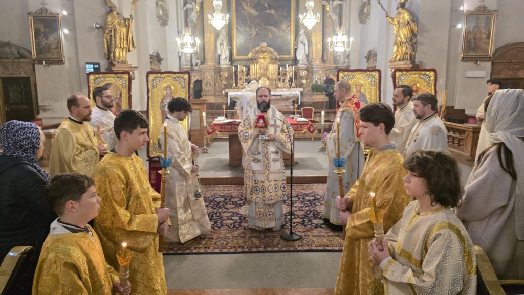 Δισαρχιερατική Θεία Λειτουργία στην Ουκρανόφωνη Ενορία Αγίου Βλαδιμήρου και Όλγας Βιέννης και διορισμός νέου Αρχιερατικού Επιτρόπου.