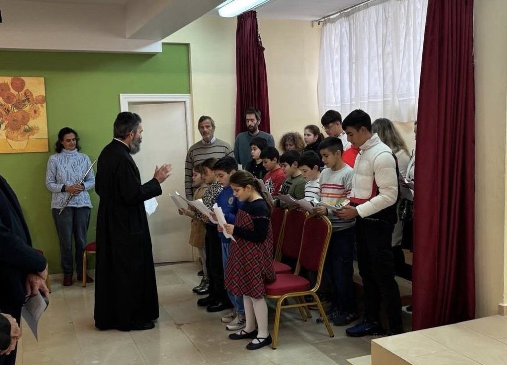 Χριστουγεννιάτικη εκδήλωση Κατηχητικών στην Αίγινα