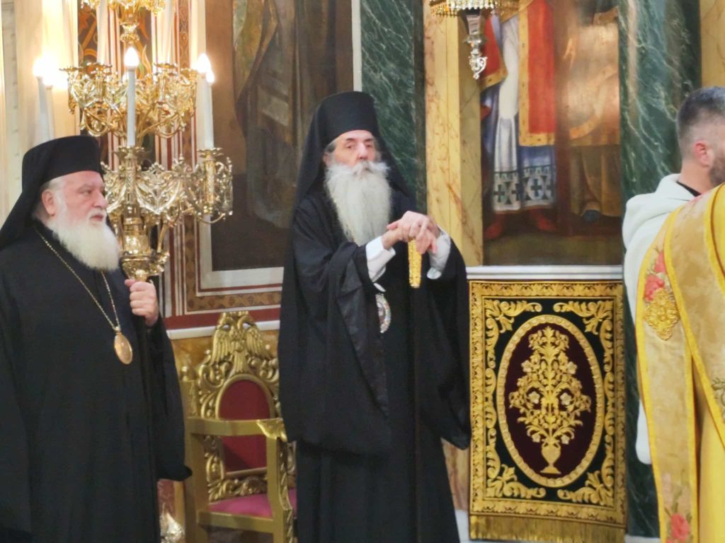 Ευλαβική πολυαρχιερατική προσευχή για τον Αγιομάρτυρα Σεραφείμ, Επίσκοπο Φαναρίου  και Νεοχωρίου, στον Άγιο Κωνσταντίνο Πειραιώς