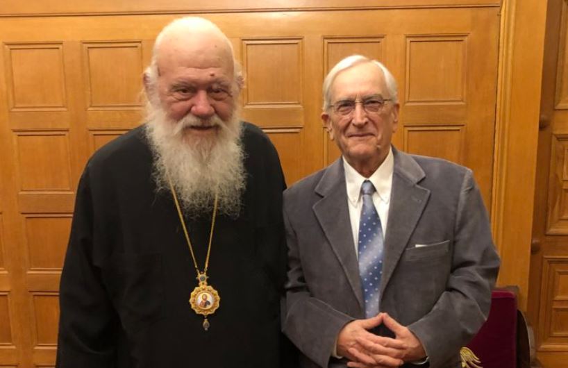 Ο Καθηγητής Αθανάσιος Αγγελόπουλος στον Αρχιεπίσκοπο Ιερώνυμο