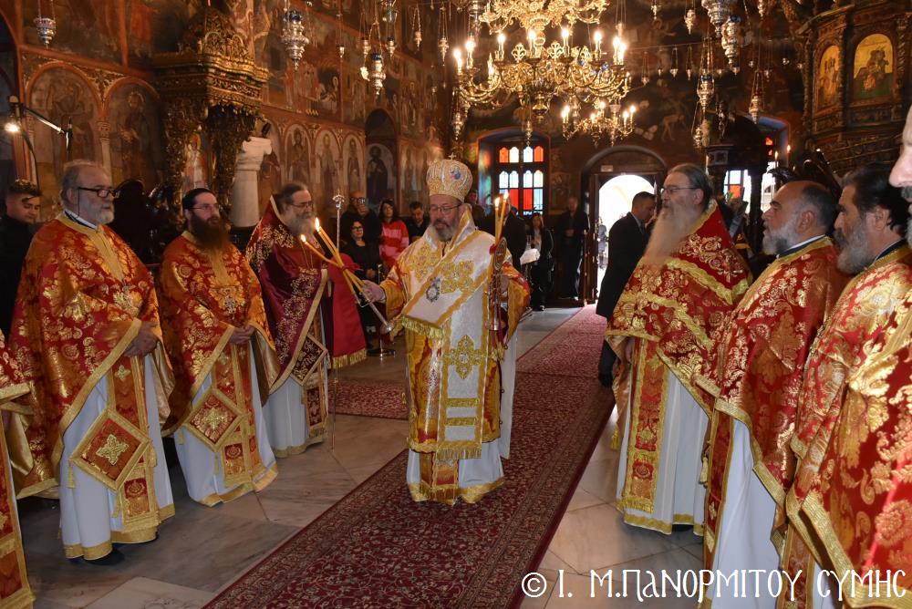 Η πρώτη Θεία Λειτουργία του Επισκόπου Ροδοστόλου Αντωνίου
