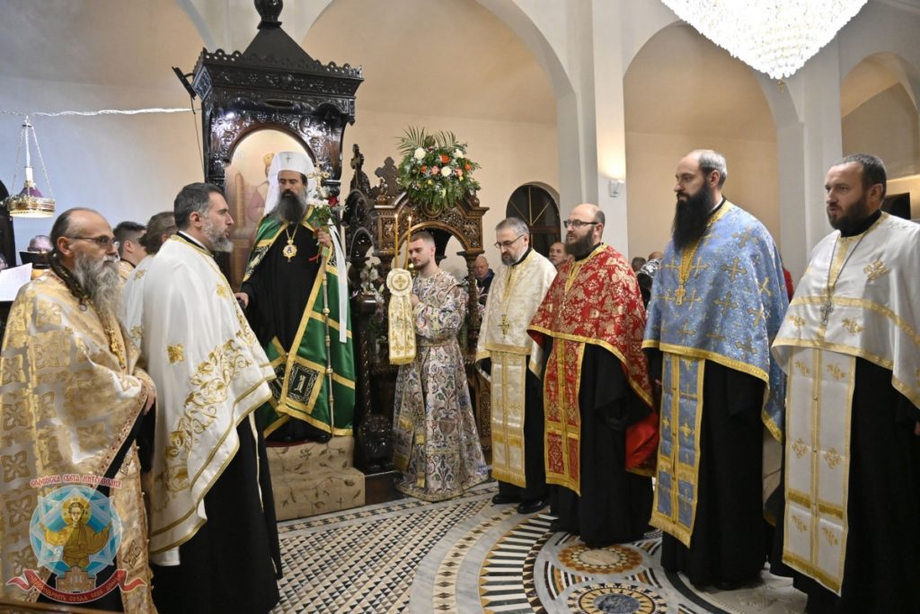 Празнична архиерейска вечерня в чест на свети апостол Андрей Първозвани