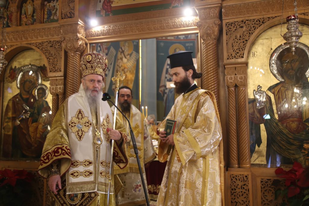 Κουρά Μοναχού και χειροτονία Διακόνου στη Ναύπακτο