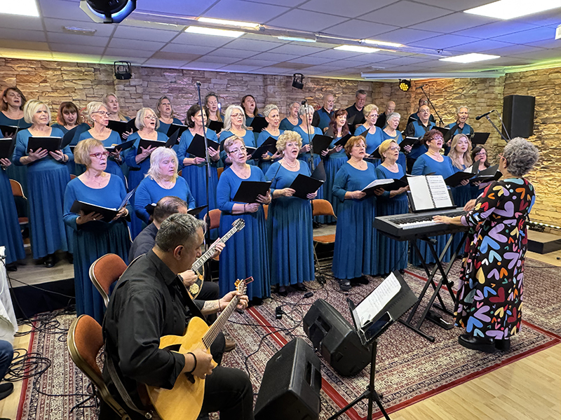 Αφιέρωμα στα τραγούδια του Σταύρου Κουγιουμτζή στο «ΕΝΟΡΙΑ εν δράσει»