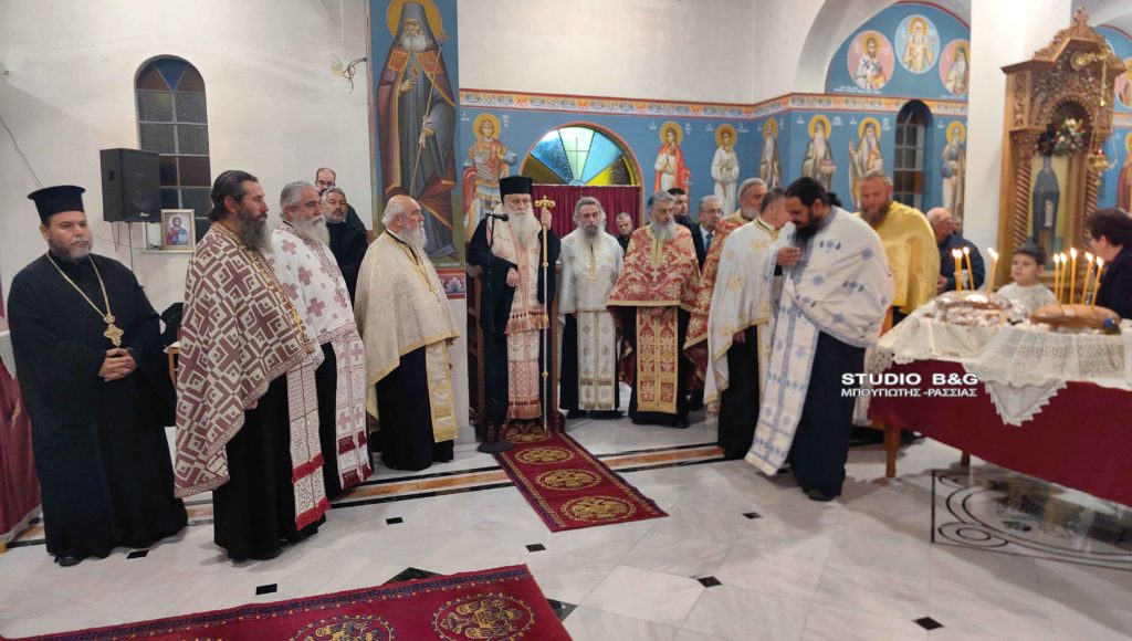 Ο Μητροπολίτης Αργολίδος στον πανηγυρίζοντα Ιερό Ναό Αγίας Βαρβάρας στον Ίναχο