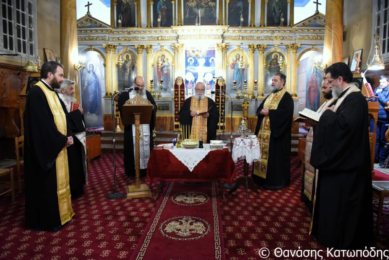 Το Μυστήριο του Ιερού Ευχελαίου στον Ιερό Ενοριακό Ναό Αγίου Σπυρίδωνος Καρυάς Λευκάδος