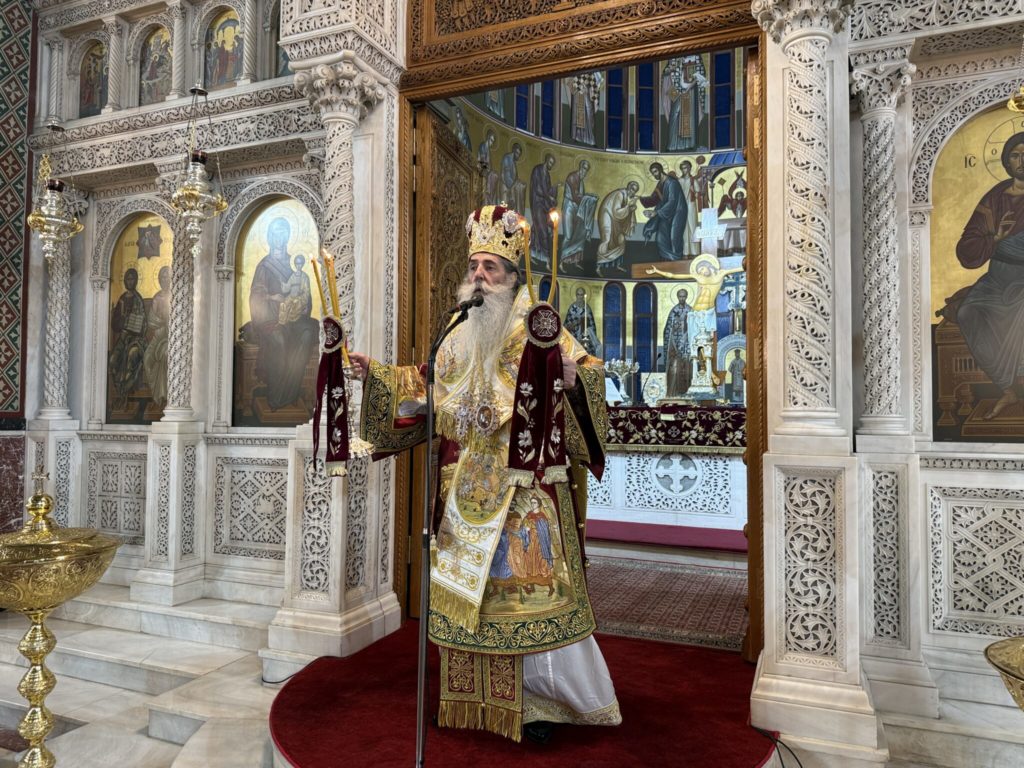 Πειραιώς Σεραφείμ: Η χαρά των Χριστουγέννων να είναι ο μόνιμος κάτοικος της καρδιάς