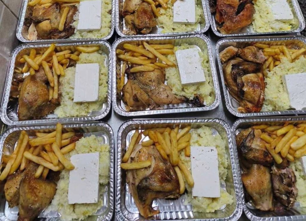 1000 Χριστουγεννιάτικα γεύματα από την Μητρόπολη Καστορίας