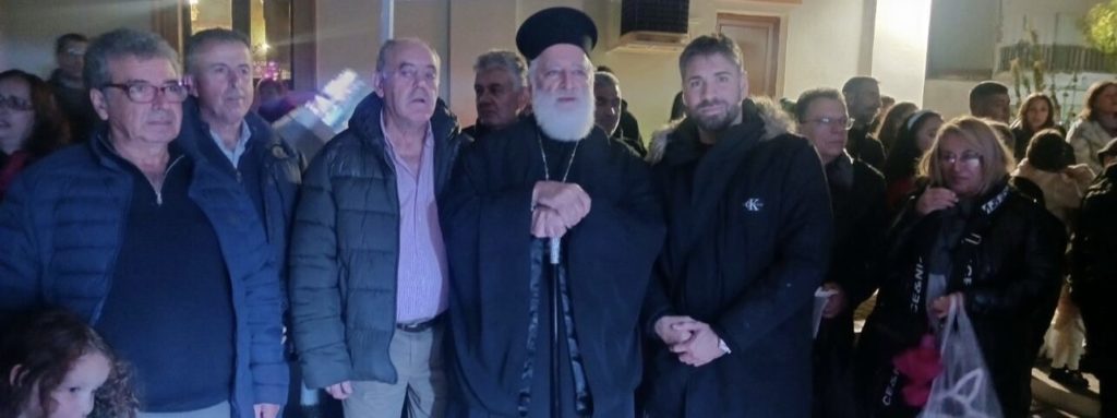 Φωταγώγηση Χριστουγεννιάτικου δέντρου στην Πολυθέα Πεδιάδος