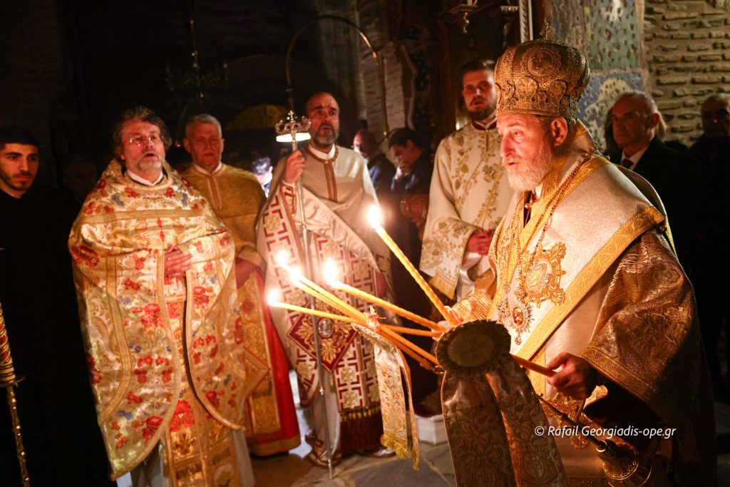 Αγρυπνία Χριστουγέννων στην Πατριαρχική Μονή Βλατάδων (ΦΩΤΟ)