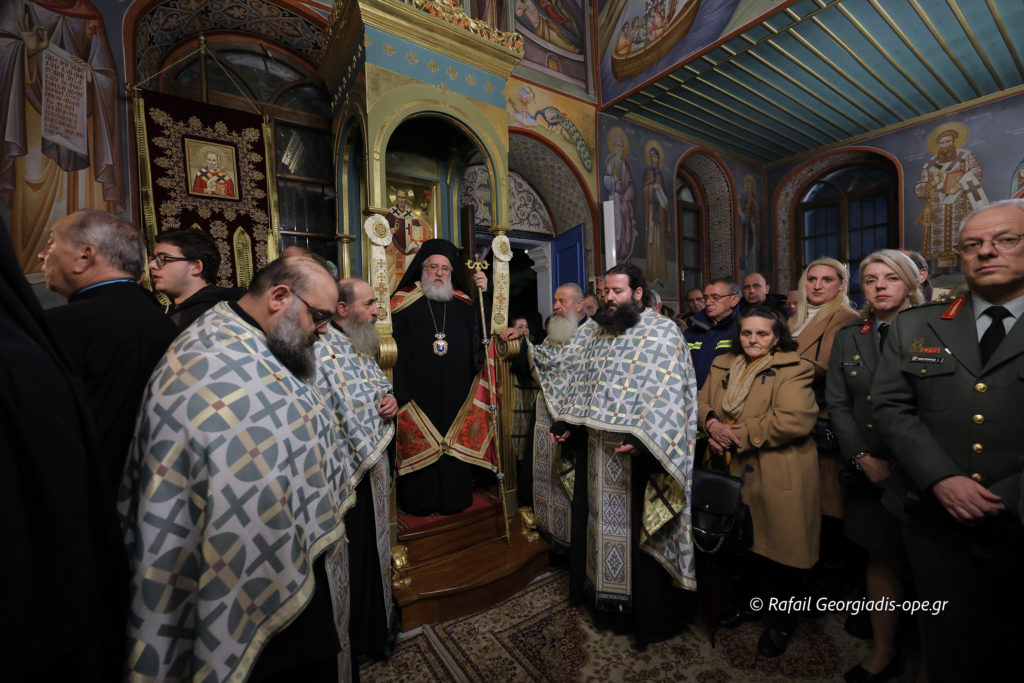 Το ope.gr στο Πόρτο Λάγος: Πανηγυρικός Εσπερινός Αγίου Νικολάου στο ομώνυμο Βατοπαιδινό Μετόχι (ΦΩΤΟ)