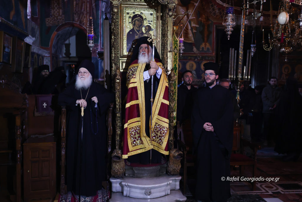 Υποδοχή του Μητροπολίτη Νεαπόλεως στην Ι.Μ.Μ. Βατοπαιδίου (ΦΩΤΟ)