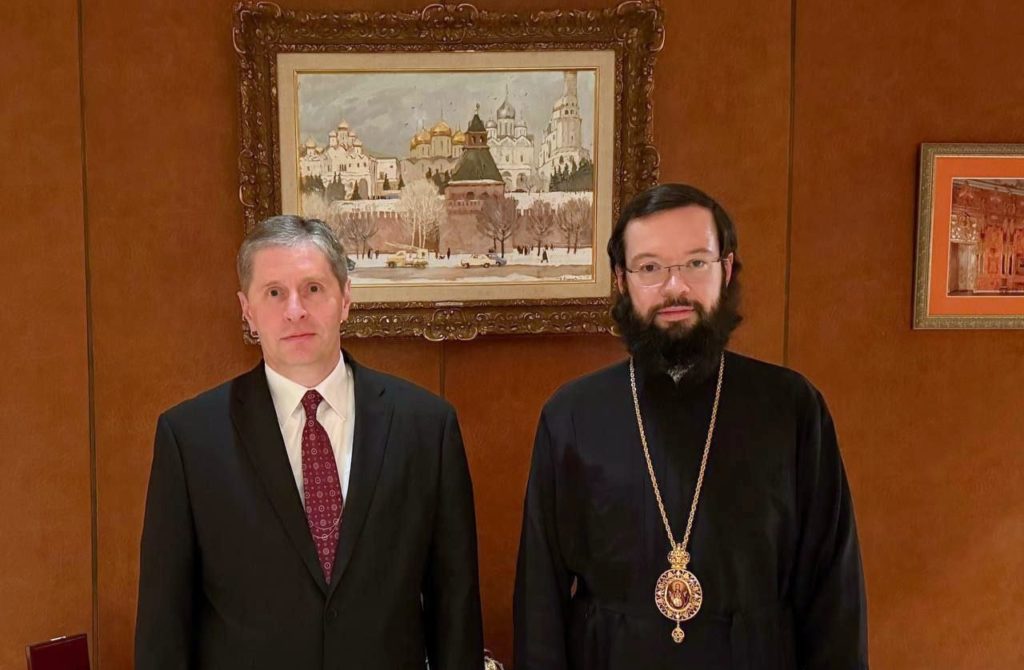 Председатель ОВЦС встретился с послом России в Японии