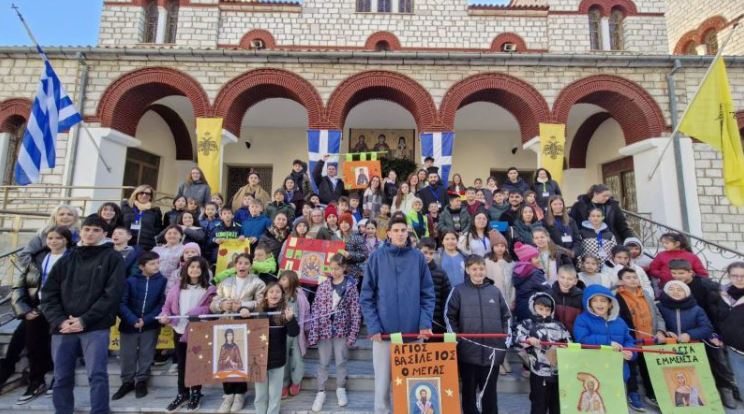 Δράμα: Χριστουγεννιάτικη Κατασκήνωση στην πόλη 2025