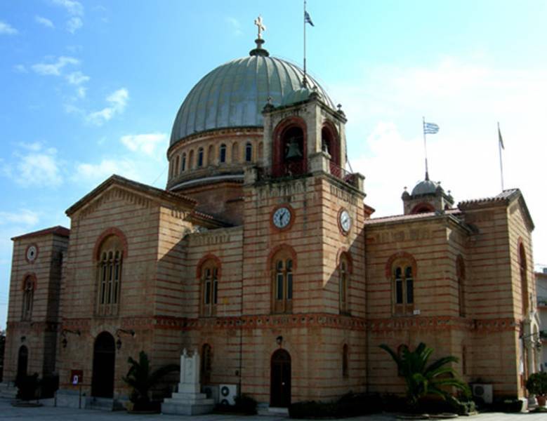 Χριστουγεννιάτικη εκδήλωση της Ι.Μ. Καλαβρύτων στον Μητροπολιτικό Ι.Ν. Παναγίας Φανερωμένης Αιγίου