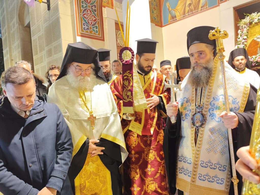 Ευλαβική προσευχή για τον Ιερό Ελευθέριο, στον ομώνυμο ναό του Γκύζη