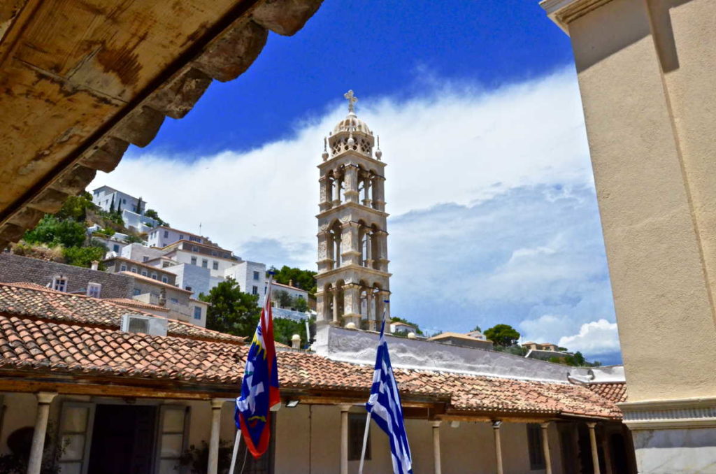 Η Ιερά Μητρόπολη Ύδρας εφιστά την προσοχή για τη δράση Μαρτύρων του Ιεχωβά – Χιλιαστών