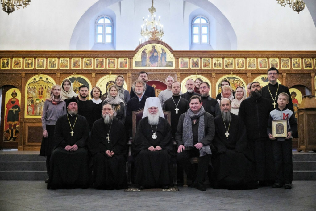 В Новгородском духовном училище прошел общецерковный круглый стол по совершенствованию иконописного образования