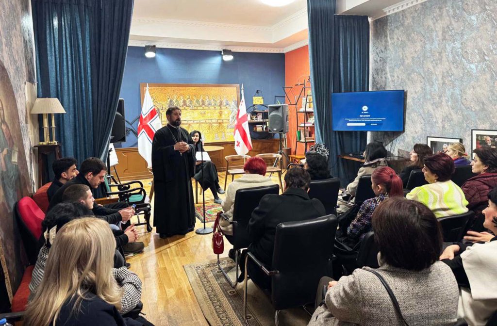 სკოლებში ღირებულებითი განათლების ახალი კლუბები ფუძნდება