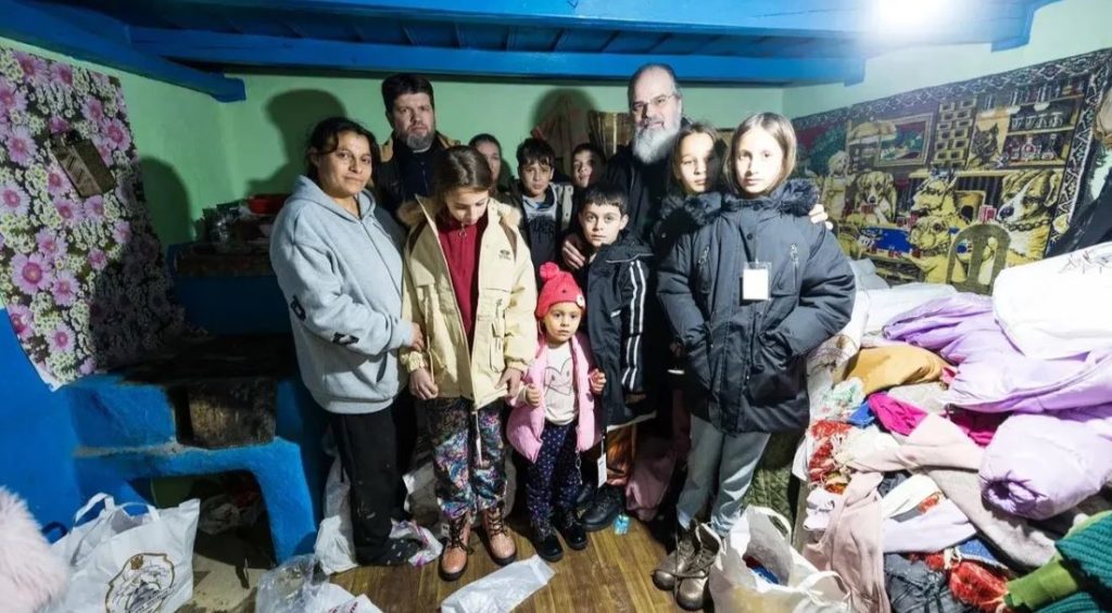 Πάνω από 2.000 παιδιά επωφελήθηκαν από το καραβάνι «Χριστουγεννιάτικα Δώρα» της Επισκοπής Χουσίου