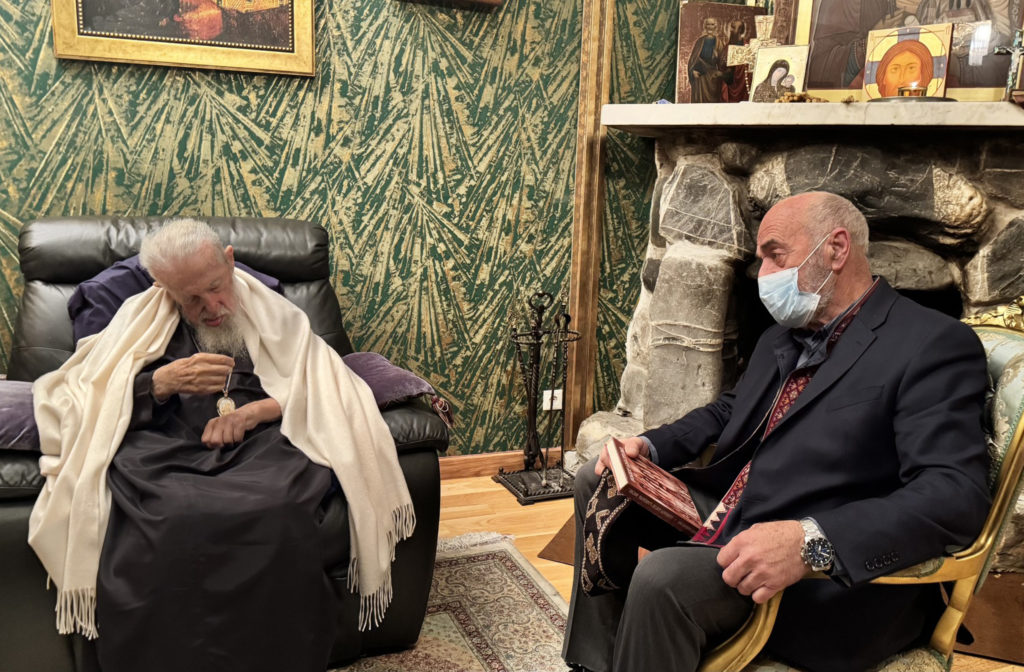 პატრიარქმა ტარიელ ხარხელაური მიიღო