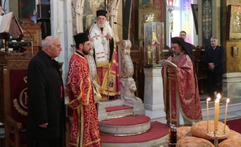 Η Ερμούπολη τίμησε την μνήμη των Προστατών του Πυροσβεστικού Σώματος Αγίων Τριών Παίδων και του Προφήτου Δανιήλ