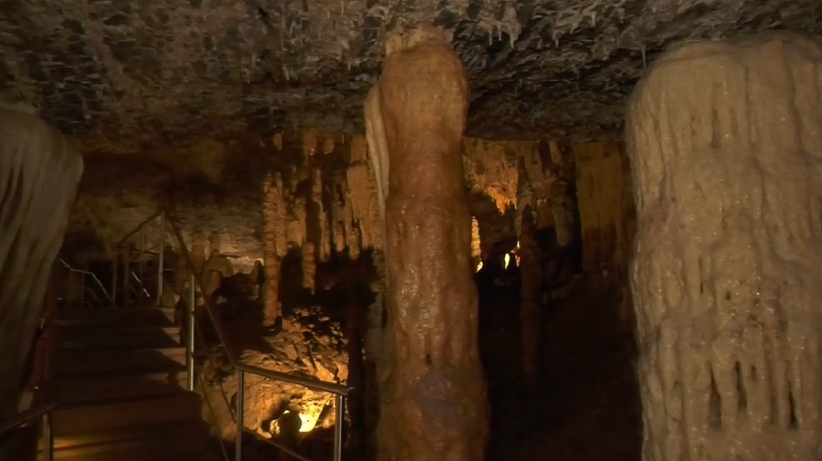 Άκου Φίλε – Ξενάγηση στο Σπήλαιο Κάψια