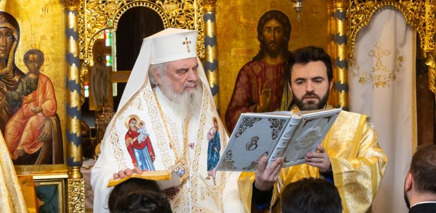 Harul lui Hristos lucrează prin voi spre binele Bisericii: Patriarhul Daniel a hirotesit noi duhovnici