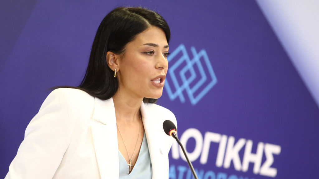 Συνάντηση με τον Αρχιεπίσκοπο θα έχει σήμερα η Αφροδίτη Λατινοπούλου