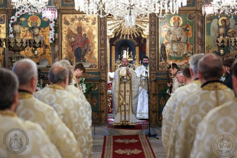 Храмов празник на стария митрополитски храм „Св. Атанасий“ – Варна