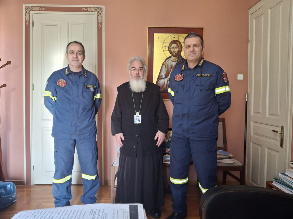 Επίσκεψη του νέου Διοικητή της Διοίκησης Πυροσβεστικών Υπηρεσιών Νομού Πρέβεζας στον Μητροπολίτη Χρυσόστομο