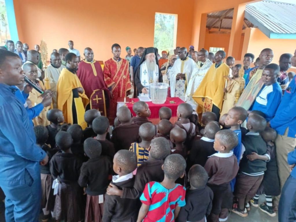 Εγκαίνια νέου Δημοτικού Σχολείου στην Ιερά Επισκοπή Μπουκόμπας