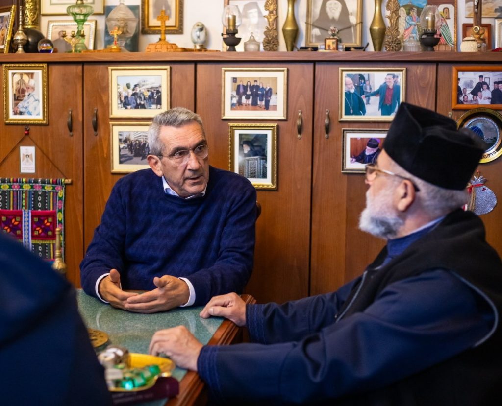 Συνάντηση Μητροπολίτη Κώου με τον Περιφερειάρχη Νοτίου Αιγαίου