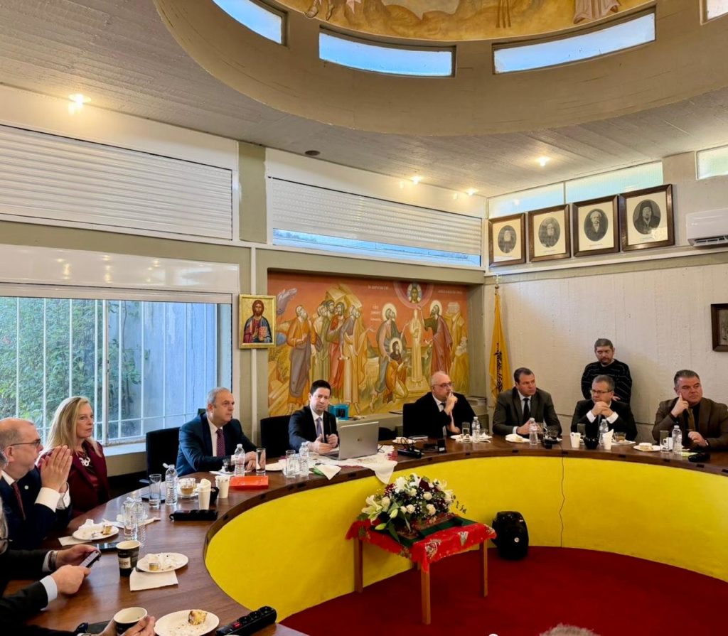 Κοπή πρωτοχρονιάτικης πίτας στη Θεολογική Σχολή του ΕΚΠΑ