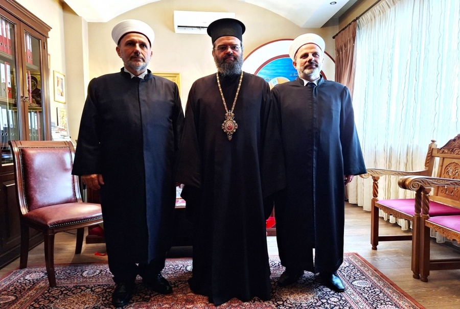 Εθιμοτυπική επίσκεψη του Τοποτηρητή Μουφτή Κομοτηνής και του νέου Μουφτή Διδυμοτείχου στον Μητροπολίτη Μαρωνείας