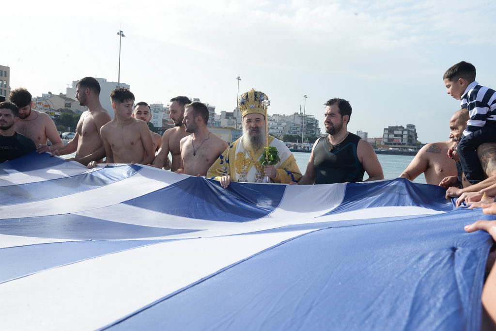 Πατρών Χρυσόστομος προς νέους: Φυλάξτε ακέραιη την Ελληνορθόδοξη παράδοση