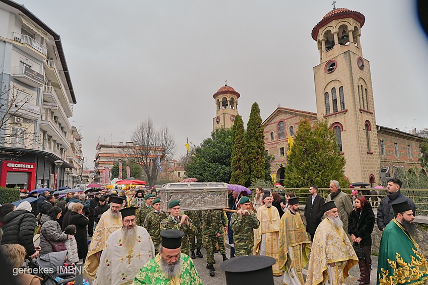 Πολυαρχιερατικό Συλλείτουργο και Ιερά Λιτανεία για τον πολιούχο της Βεροίας Όσιο Αντώνιο τον Nέο