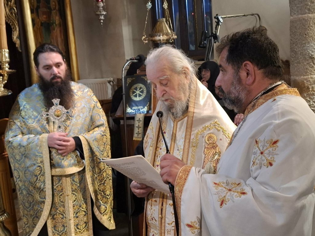Αρχιερατικός Εσπερινός στην Ιερά Μονή Μεταμορφώσεως του Σωτήρος – Κύμης