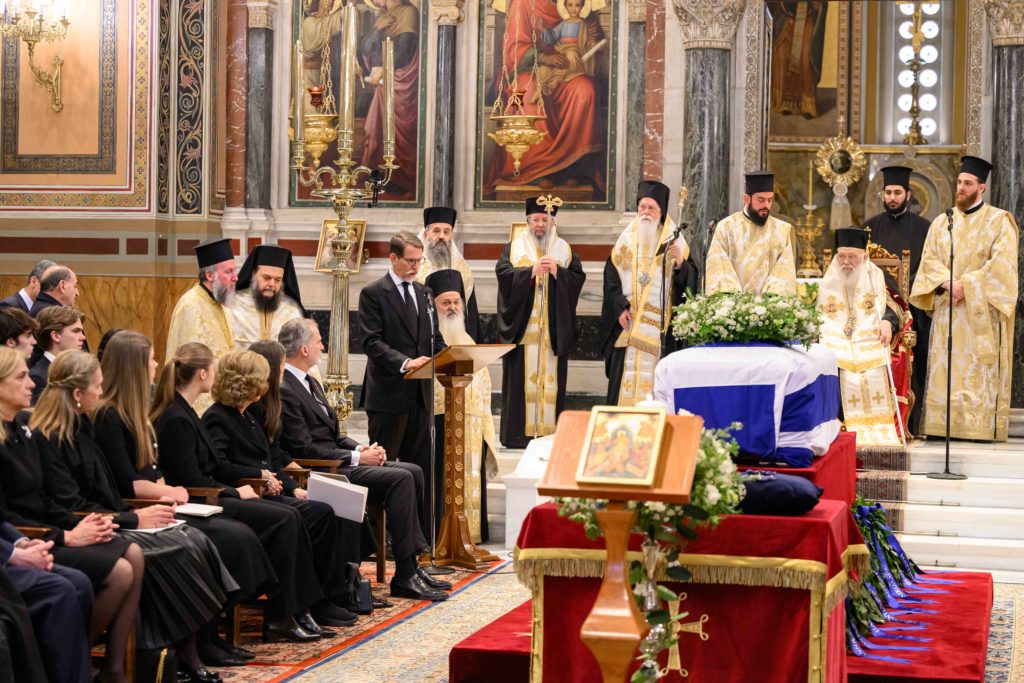 Το «ύστατο χαίρε» για την Πριγκίπισσα Ειρήνη στη Μητρόπολη Αθηνών και στο Τατόι