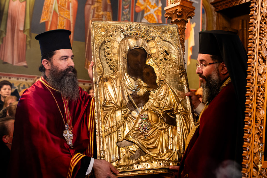 Ξεκίνησαν οι εορτασμοί στην Καλαμάτα για την Πολιούχο Παναγία Υπαπαντή