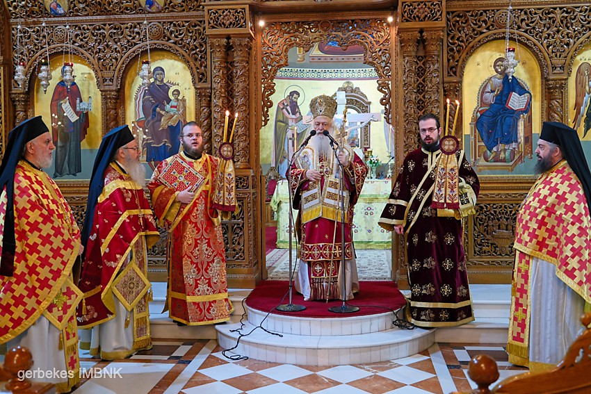 Στη σκιά της τραγωδίας στη Ρουμανία η εορτή των Τριών Ιεραρχών στη Βέροια