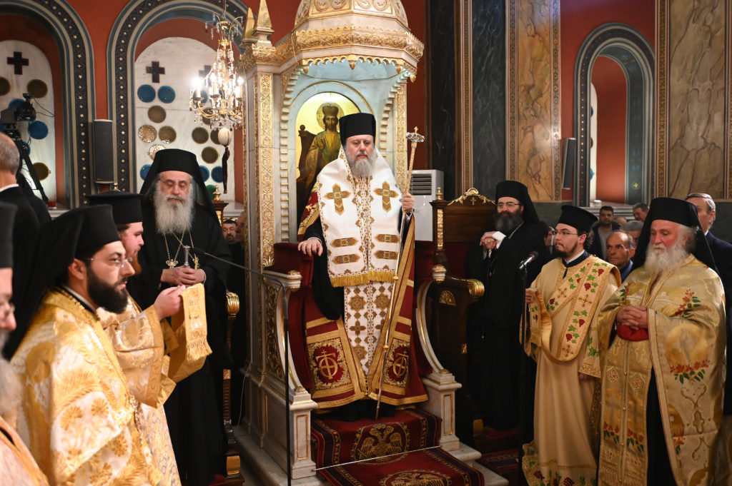 Πολυαρχιερατικός Εσπερινός στον πανηγυρίζοντα Μητροπολιτικό Ιερό Ναό Αγίου Βασιλείου Τρίπολης